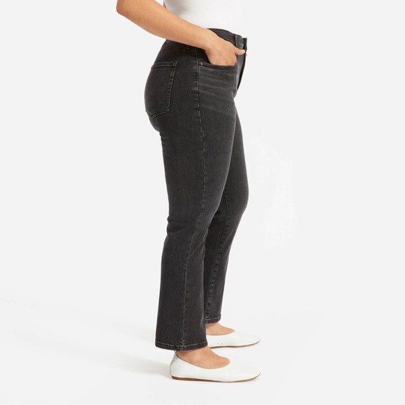 Everlane Blogger Favorite The Cheeky Bootcut Jean In Washed Black Size 26 Reg - Picture 2 of 9